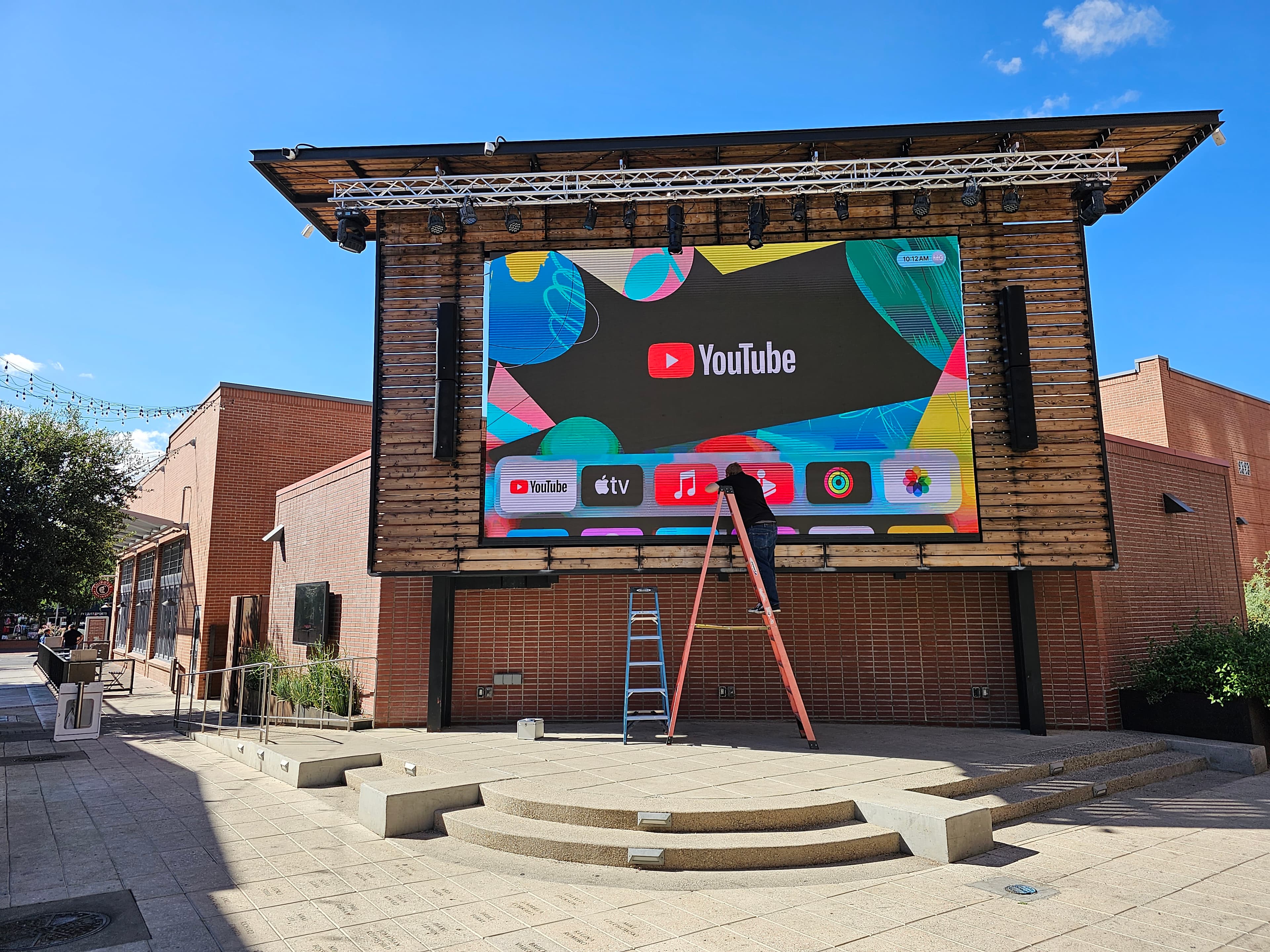 Marshall Foundation Screen Maintenance